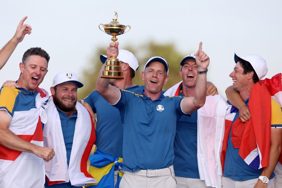 ROME, ITALY - OCTOBER 01: Luke Donald, Captain of Team Europe lifts the Ryder Cup trophy following victory with 16 and a half to 11 and a half win during the Sunday singles matches of the 2023 Ryder Cup at Marco Simone Golf Club on October 01, 2023 in Rome, Italy. (Photo by Richard Heathcote/Getty Images)